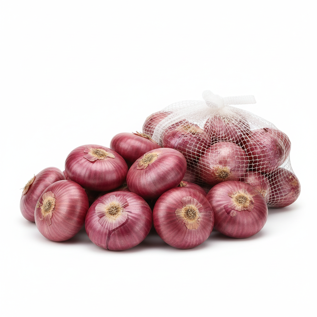 Cebolla morada peruana granel fondo blanco